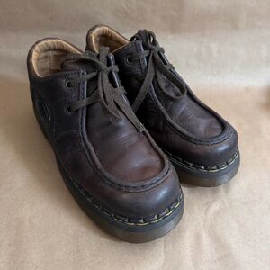 Vintage Dr Martens 8349 Brown Leather Moc Toe Platform Oxford. Size UK8/US9